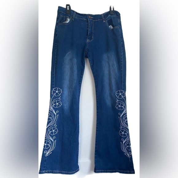 Women’s Printed Bell Bottom High Waisted cowgirlcore western Pants Size: XXL - Picture 1 of 10
